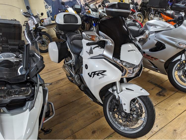 HONDA VFR 1200 F 172 cv