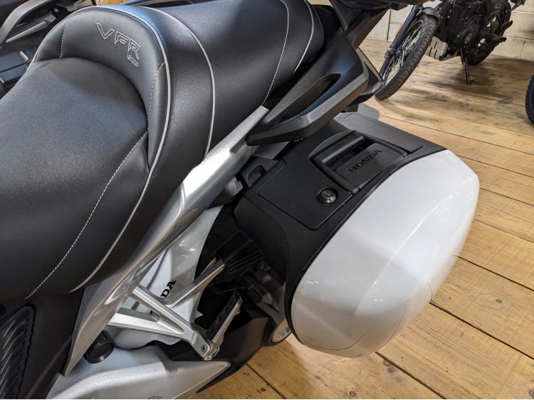 HONDA VFR 1200 F 172 cv