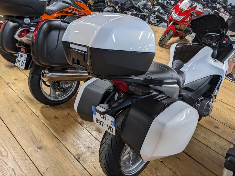 HONDA VFR 1200 F 172 cv