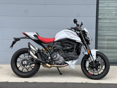DUCATI MONSTER +