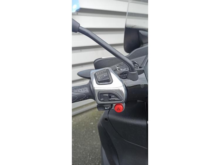 PIAGGIO MP3 300LT YOURBAN