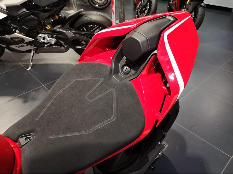 DUCATI PANIGALE V4S 2025