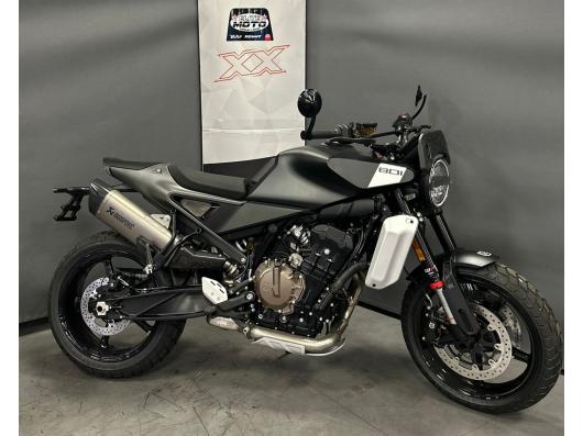 HUSQVARNA SVARTPILEN 801