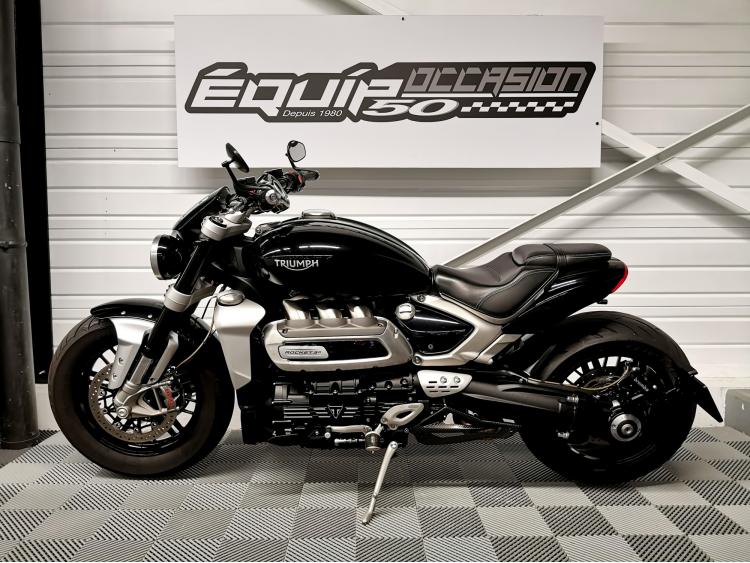 TRIUMPH ROCKET 3 R 2500 cm3 - 3R III