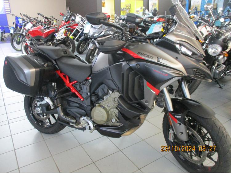 DUCATI MULTISTRADA V4 S GRAND TOUR