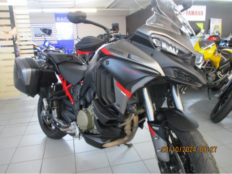 DUCATI MULTISTRADA V4 S GRAND TOUR