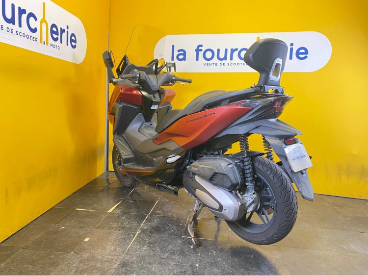 HONDA FORZA 125