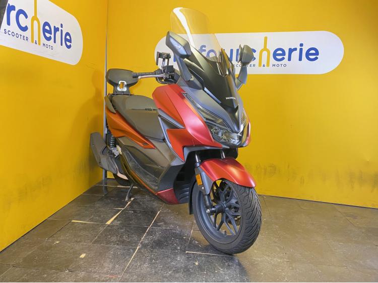 HONDA FORZA 125