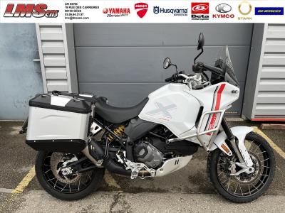 DUCATI DESERT X