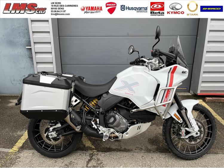 DUCATI DESERT X