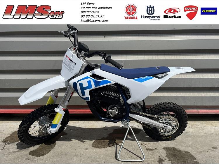 HUSQVARNA EE 5