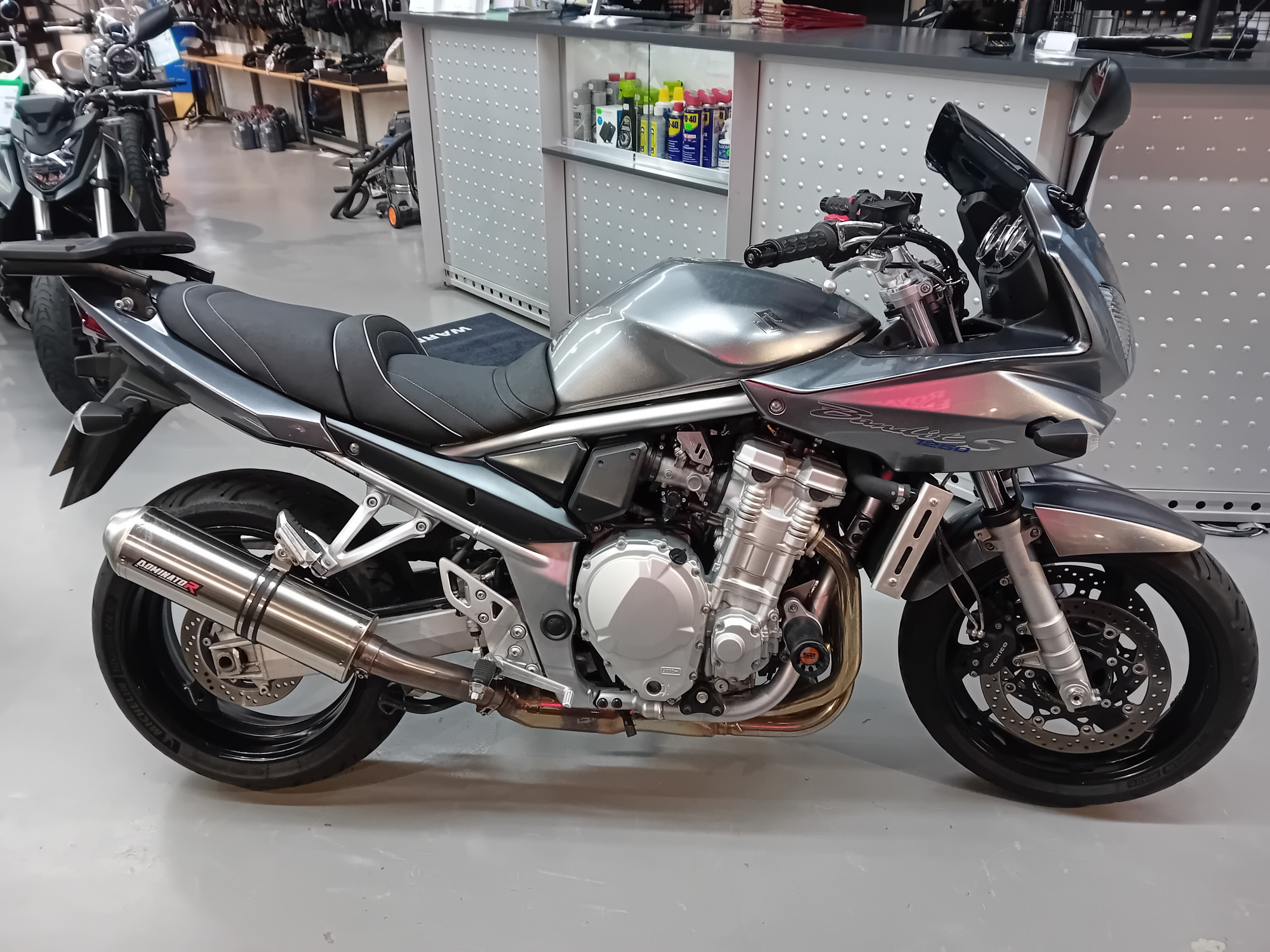 Photo du véhicule SUZUKI