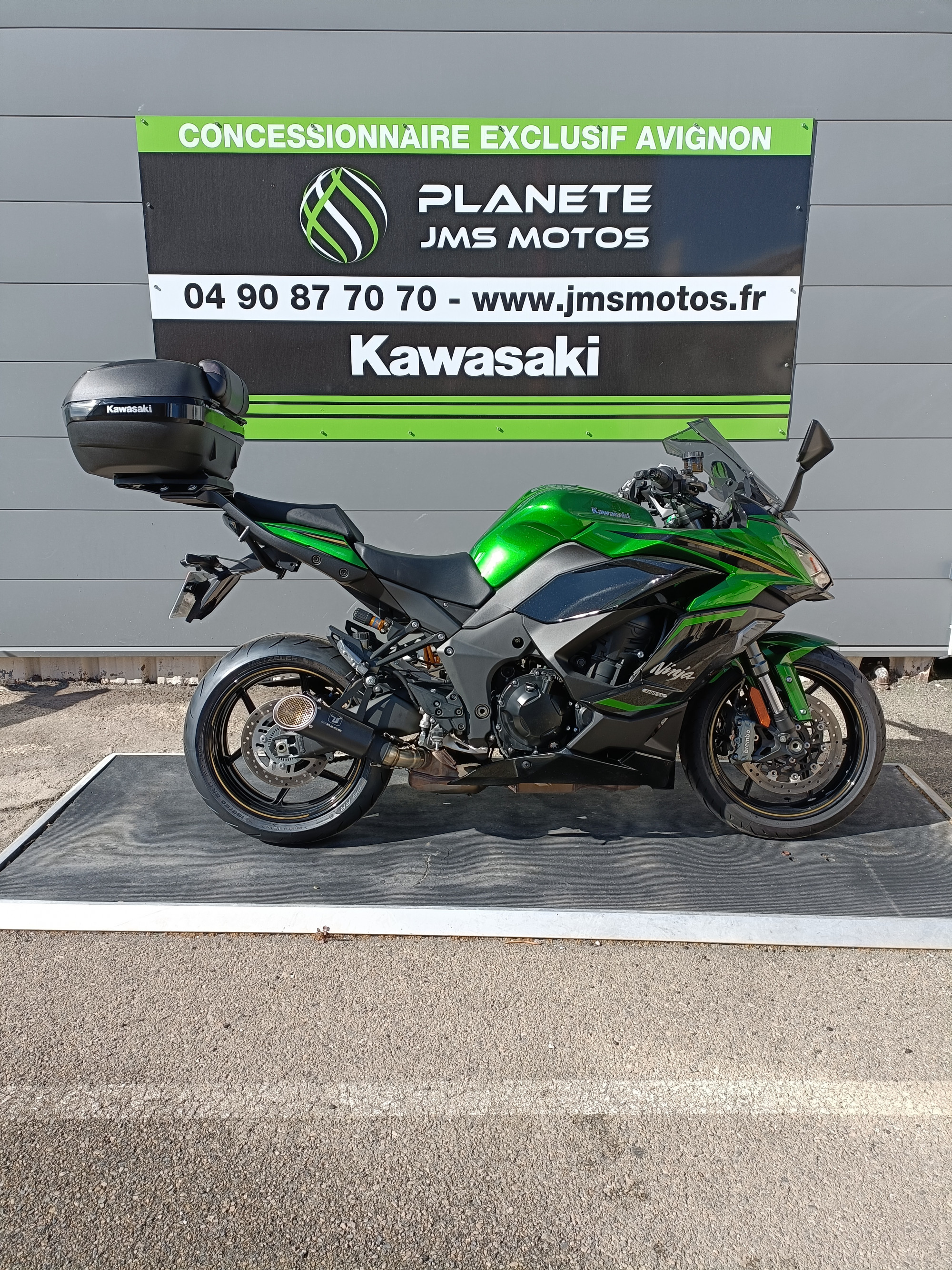 KAWASAKI NINJA 1100 SE 2025 7727 KMS TOP CASE POIGNET CHAUFFANTE