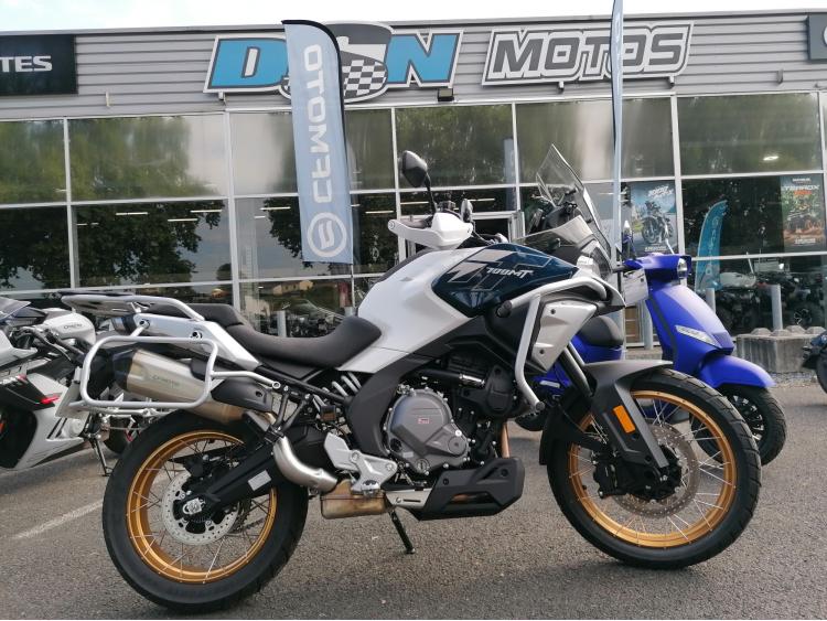 CF MOTO MT 700  / 158.84/mois  DSN MOTOS 33