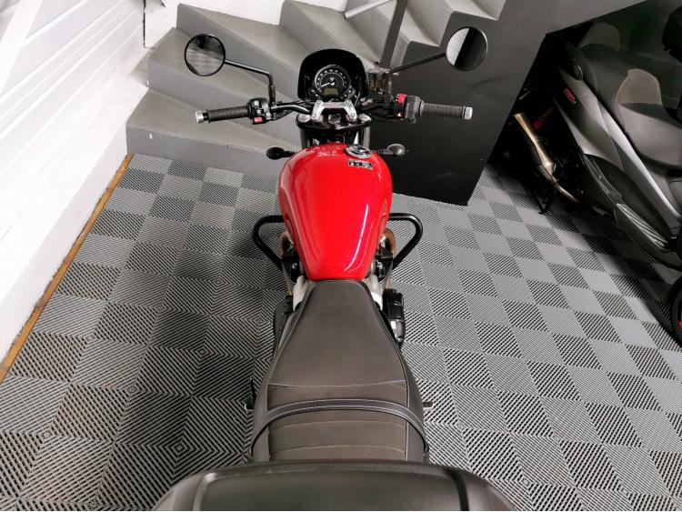 TRIUMPH STREET TWIN  900 - ELIGIBLE A2