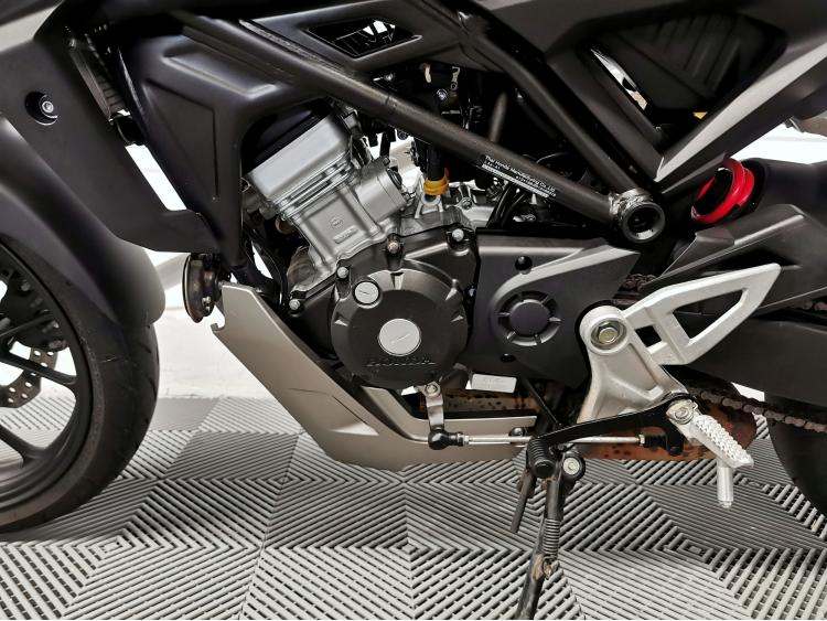 HONDA CB 125R Neo Sport Café - CB125R 125 R CB125