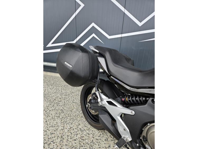 CFMOTO 650 MT Bleue – 22 000 km – Révisée – Garantie 12 mois