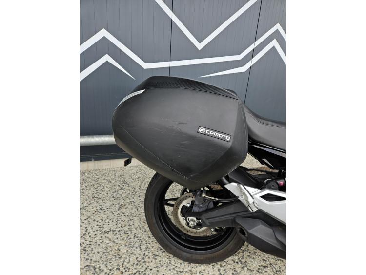 CFMOTO 650 MT Bleue – 22 000 km – Révisée – Garantie 12 mois