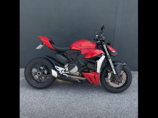 DUCATI STREETFIGHTER V2