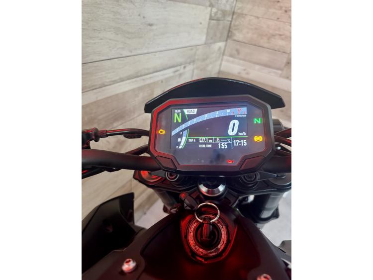 KAWASAKI Z 900 PERFORMANCE 