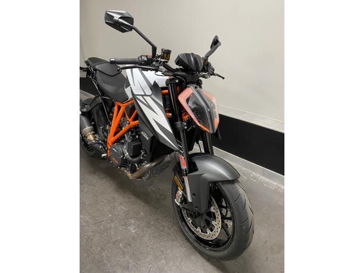 KTM 1290 SUPER DUKE R garantie 12 mois 