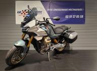 MOTO GUZZI V100 S AVEC VALISES