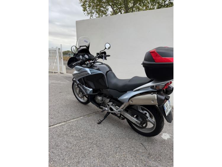 HONDA VARADERO 1000