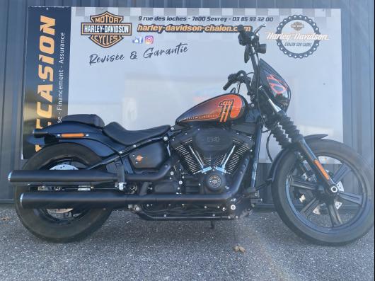 HARLEY-DAVIDSON SOFTAIL STREET BOB 1868