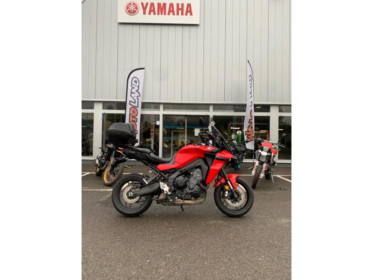 YAMAHA TRACER 9