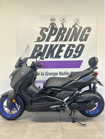 YAMAHA XMAX 125