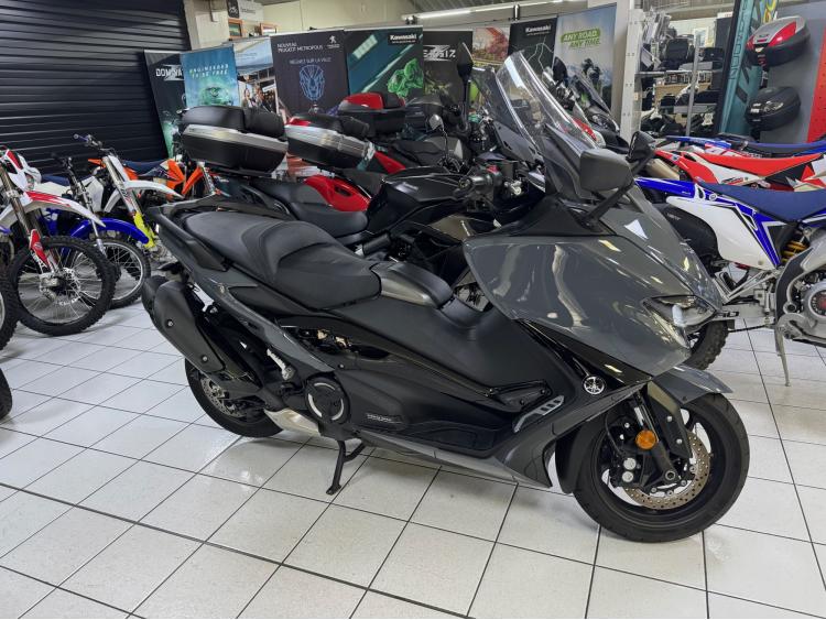 YAMAHA XP T-MAX 560 TECH MAX