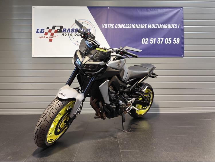 YAMAHA MT-09 FULL