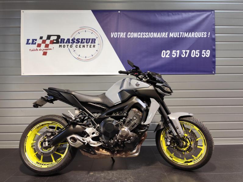 YAMAHA MT-09 FULL