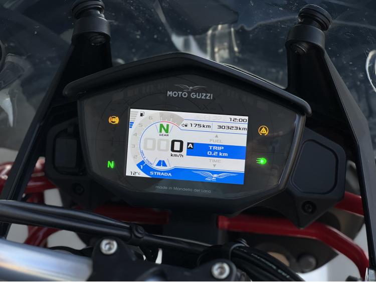 MOTO GUZZI V85 TT 850