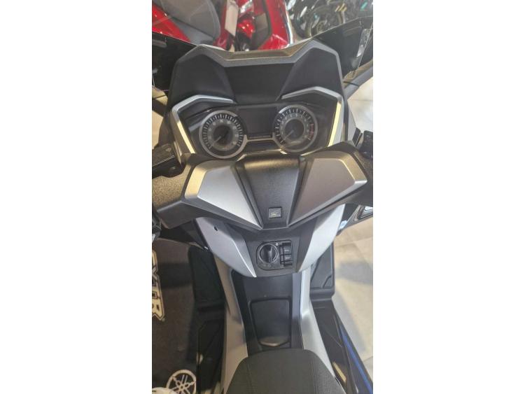 HONDA NSS FORZA 300 garantie 12 mois