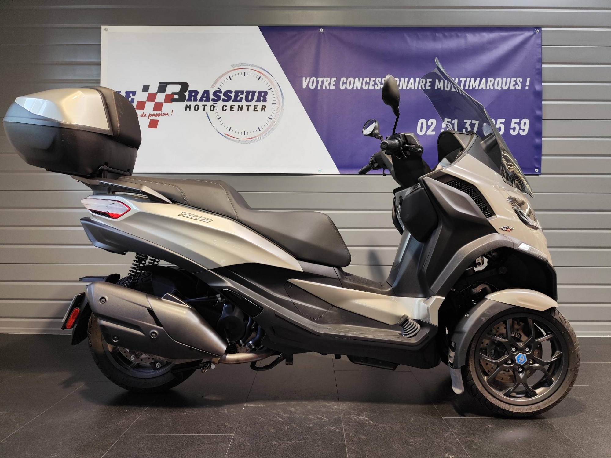 PIAGGIO MP3 400