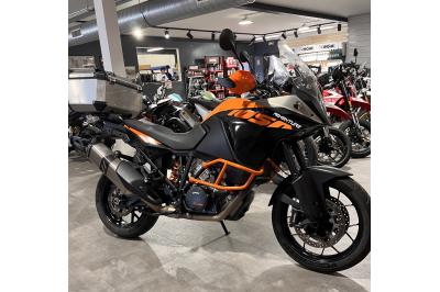 KTM 1050 ADVENTURE