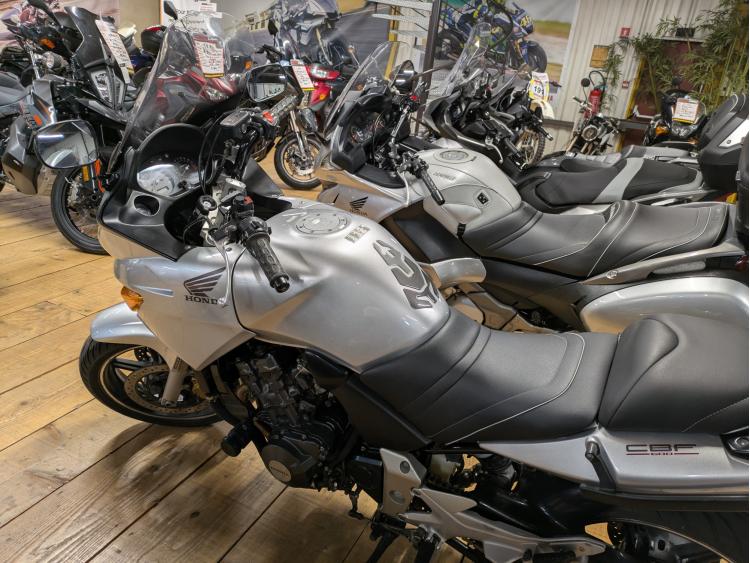 HONDA CBF 600 S