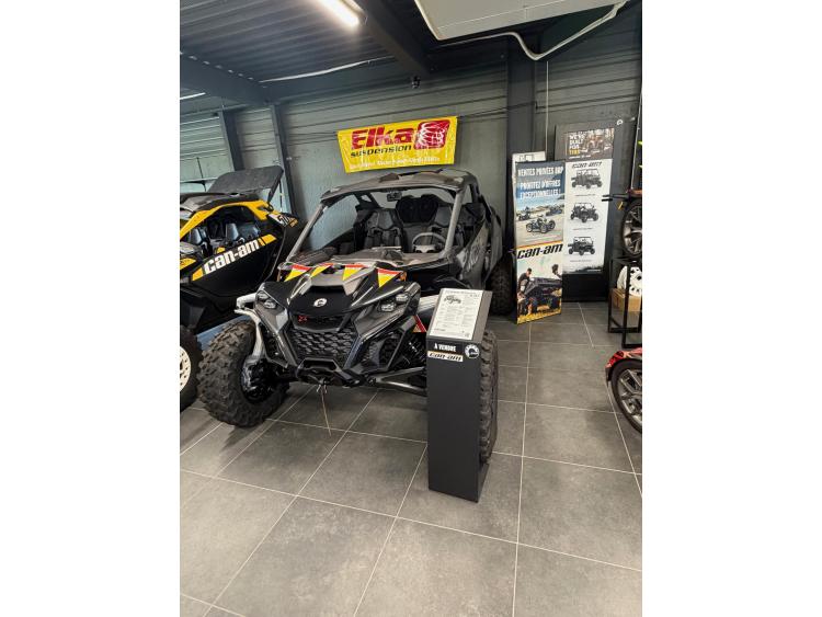 CAN-AM MAVERICK R / Maverick X3