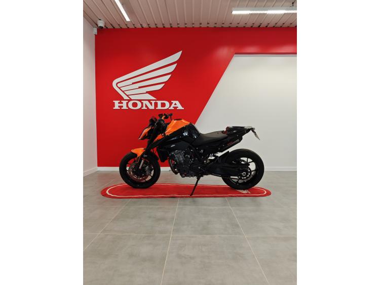 KTM 890 DUKE