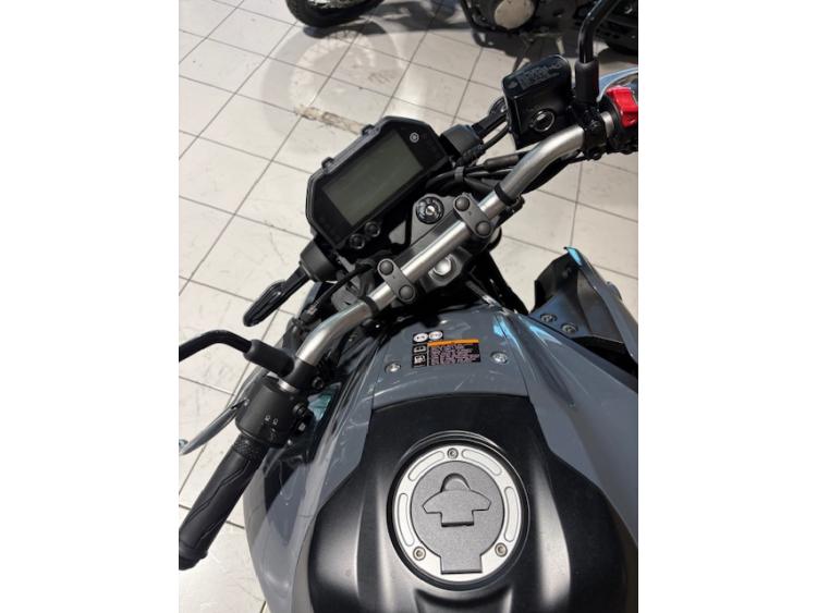 YAMAHA MT-03