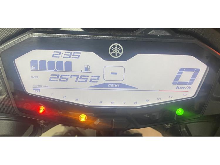 YAMAHA TRACER 700 1ERE MAIN