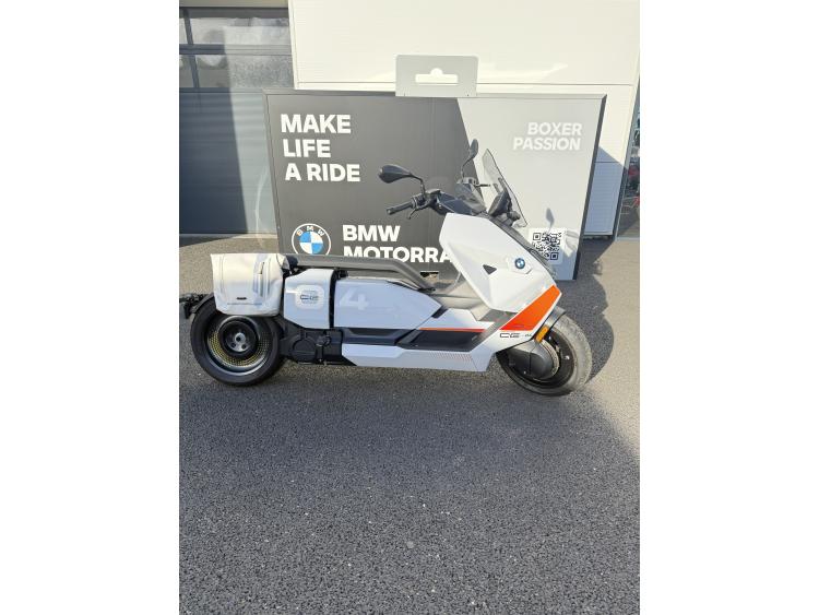 BMW CE 04