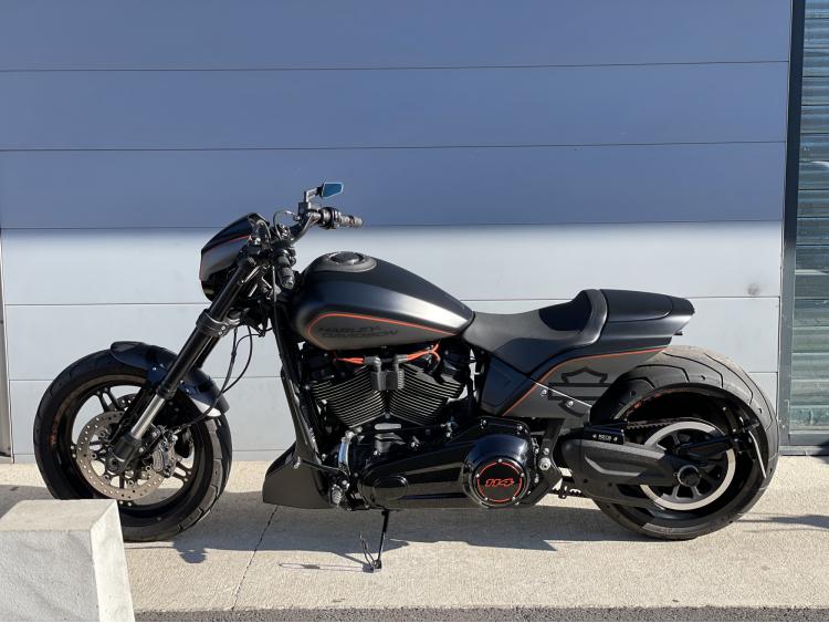 HARLEY-DAVIDSON FXDR 114 