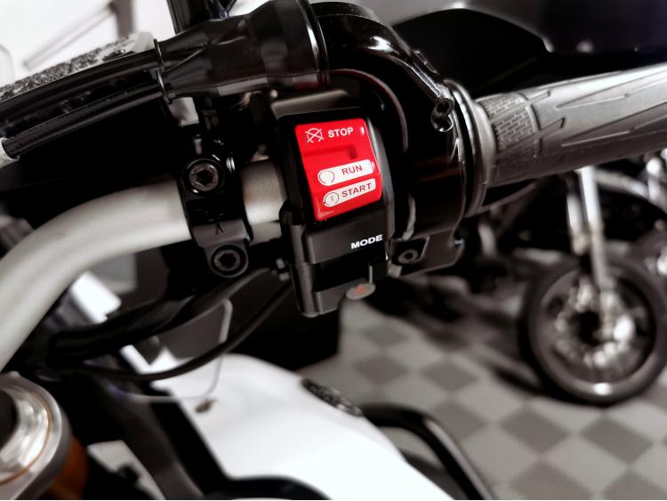 YAMAHA XTZ 1200 ZE SUPER TENERE