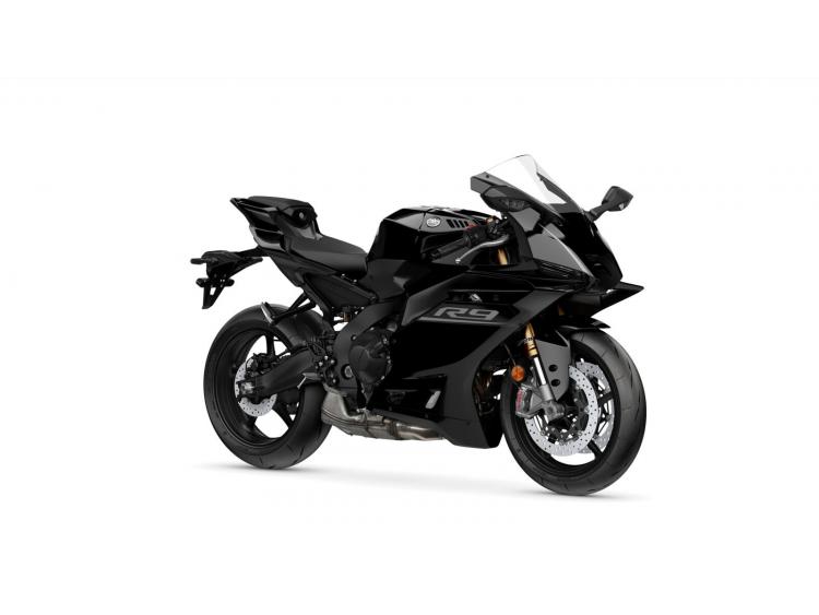 YAMAHA R9