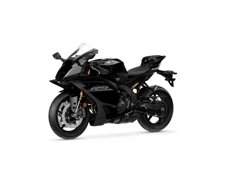 YAMAHA R9