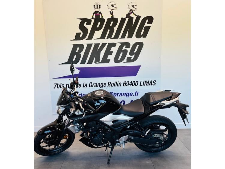 YAMAHA MT-03