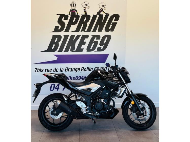 YAMAHA MT-03