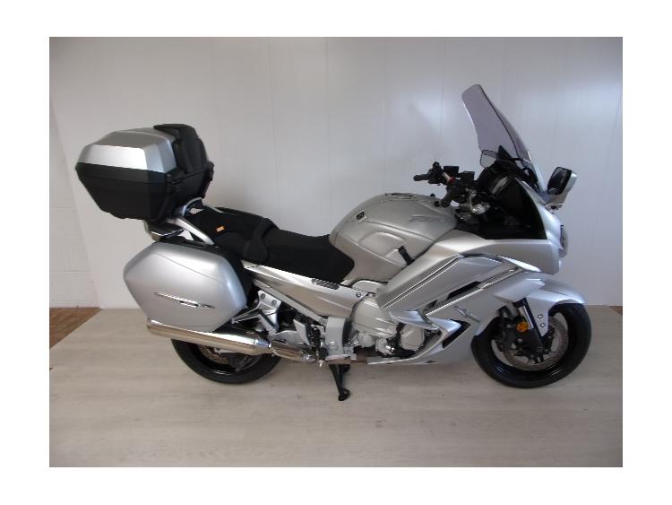 YAMAHA FJR 1300 AE